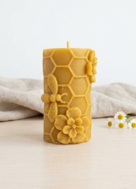 Vela de cera de abeja - Abejita con flores