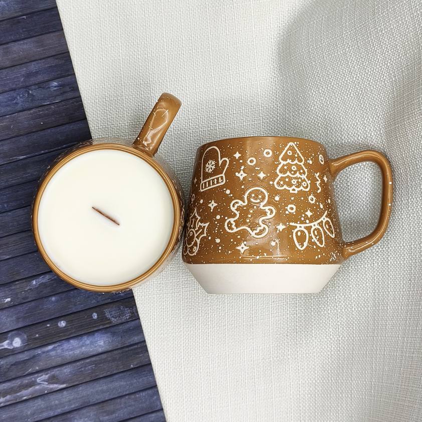 Vela aromática Caramel Toffee Taza navideña - Imagen 2