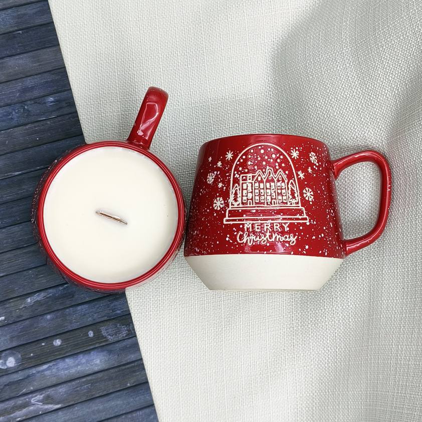 Vela aromática Caramel Toffee Taza navideña granate - Imagen 2