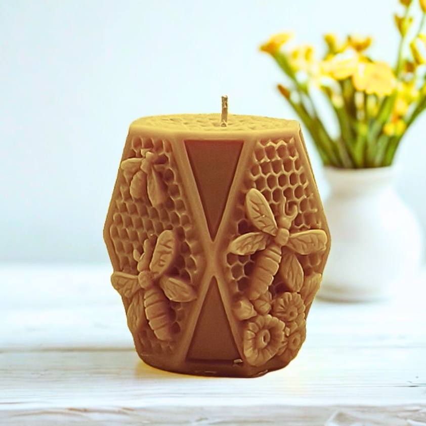Vela de cera de abeja - Abejita y panal - Imagen 2
